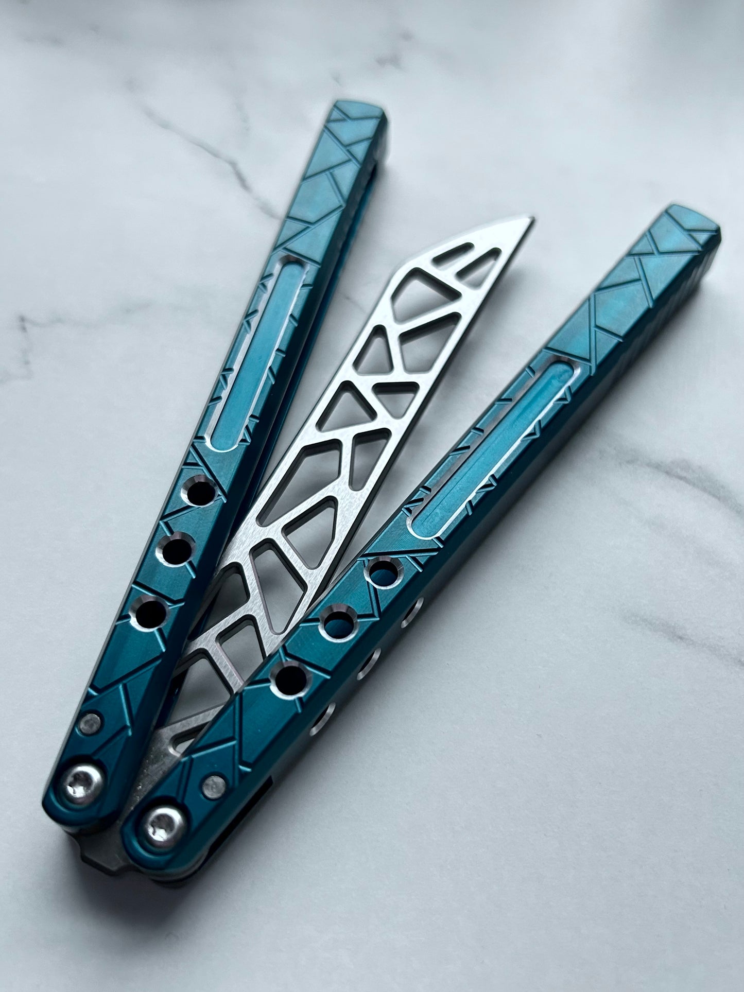 Shattered v1 Dual-Tone