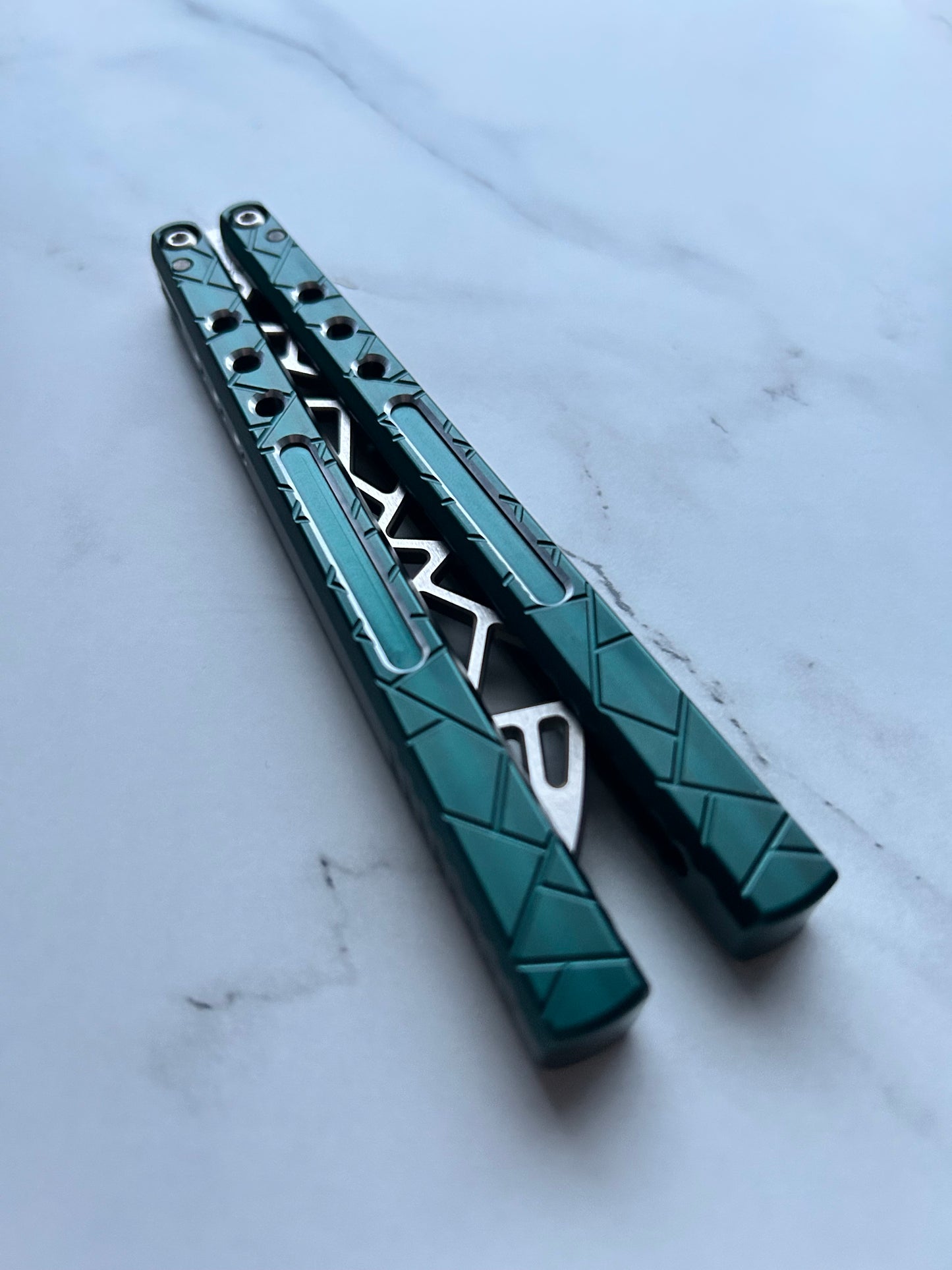 Shattered v1 Dual-Tone