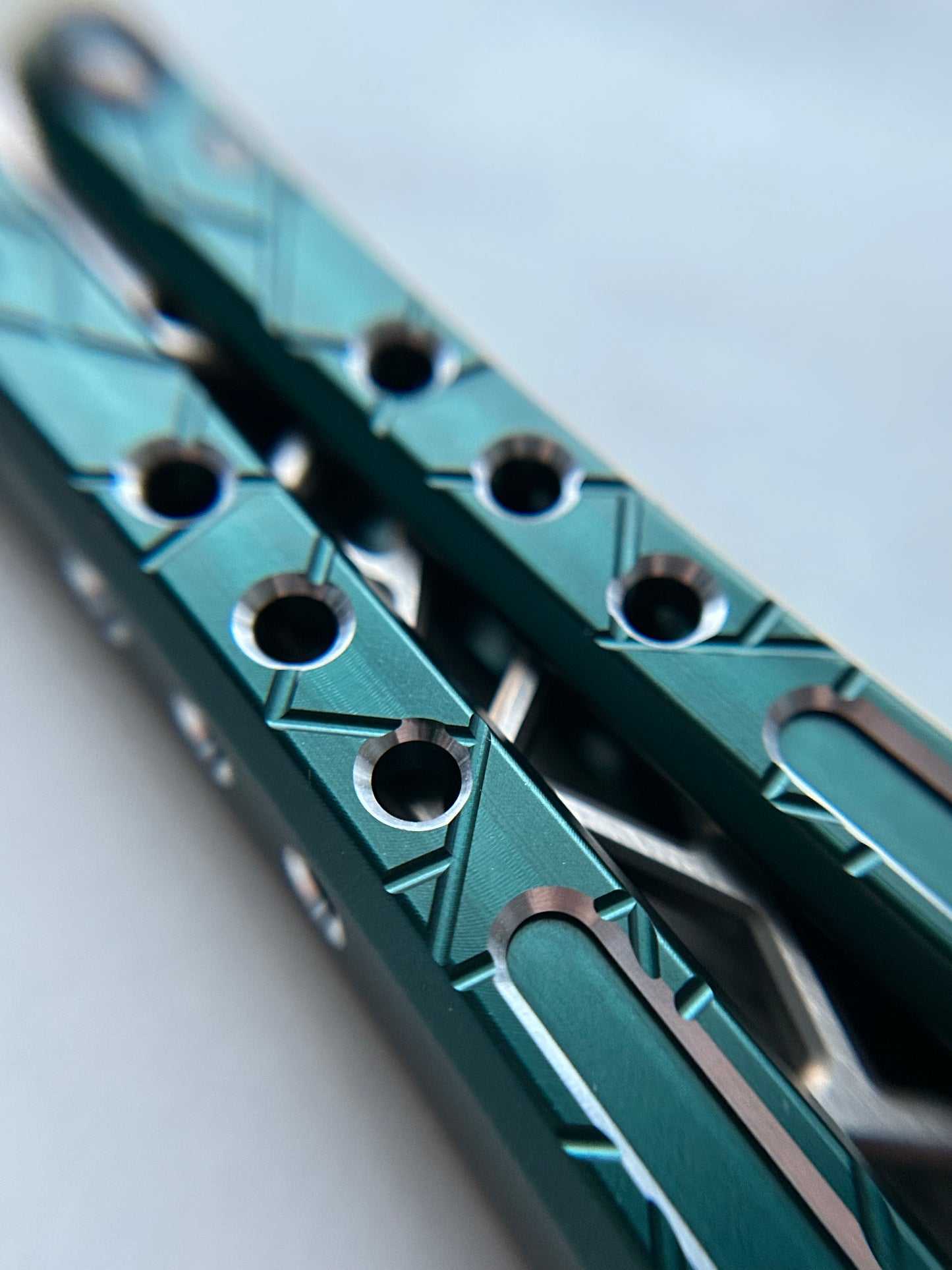 Shattered v1 Dual-Tone