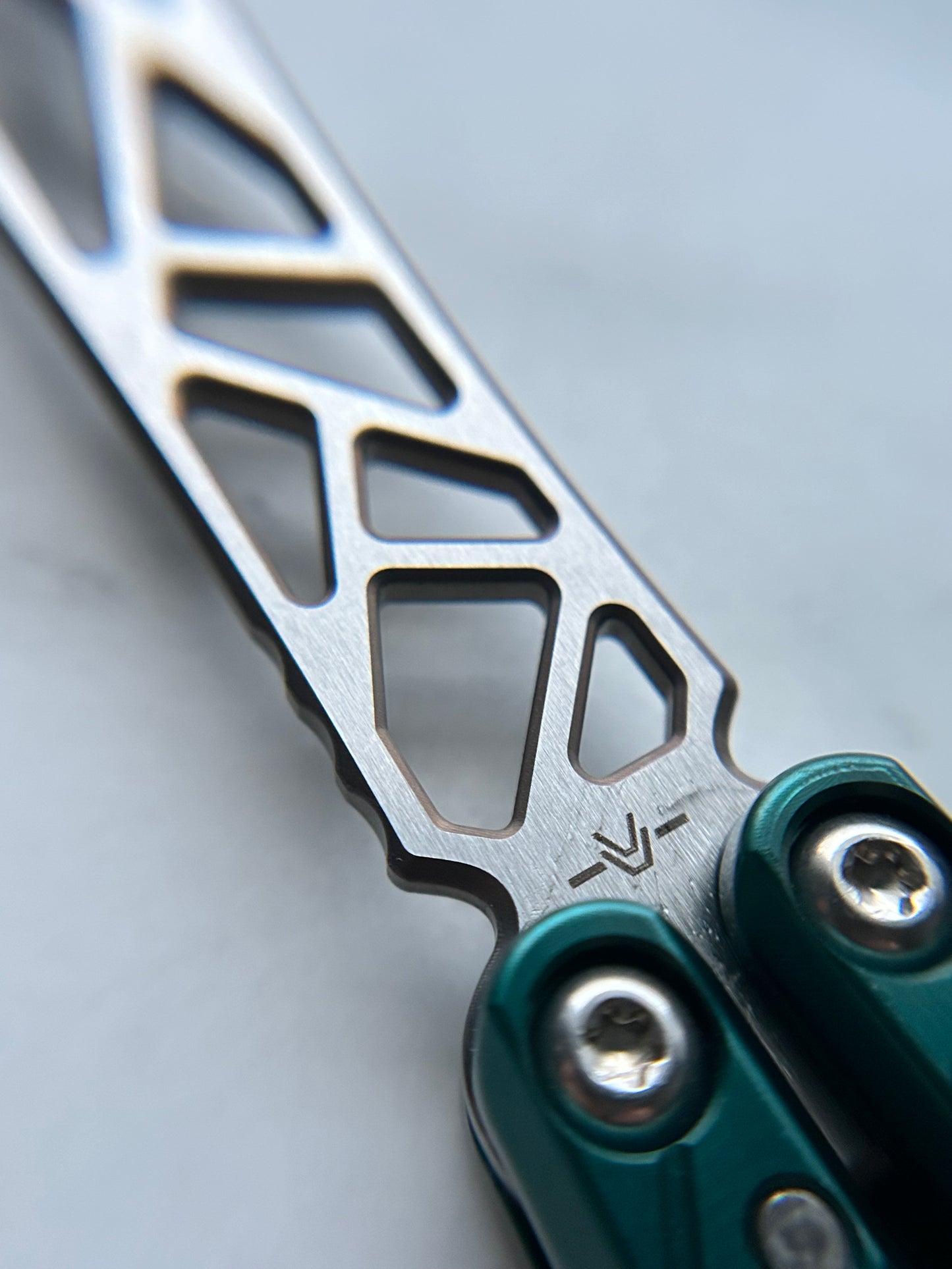 Shattered v1 Dual-Tone